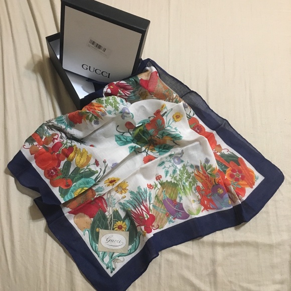 Gucci Accessories - Gucci Vegetables Vittorio Accornero scarf & box bundle